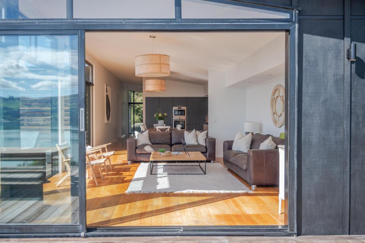 Million Dollar View - Takamatua Holiday Home Akaroa Exterior foto