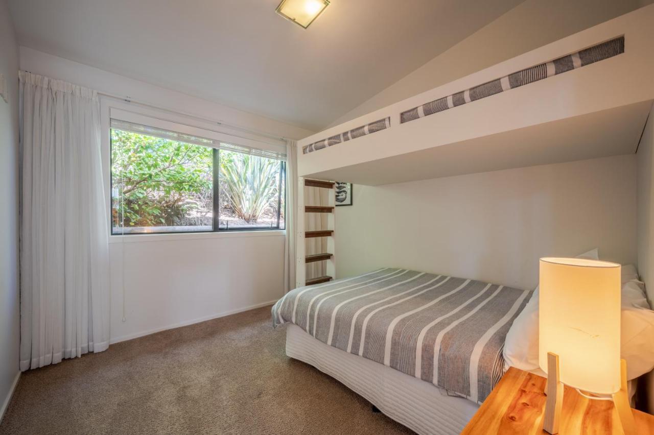 Million Dollar View - Takamatua Holiday Home Akaroa Exterior foto
